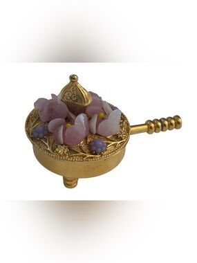 VINTAGE FLORENZA TRINKET BOX ORNATE FLOWERS GOLD TONE